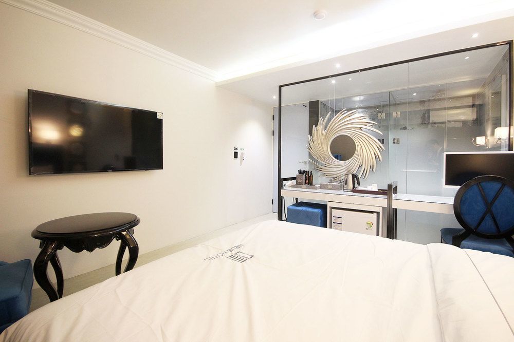 Jeonju Neue Hotel Exterior photo